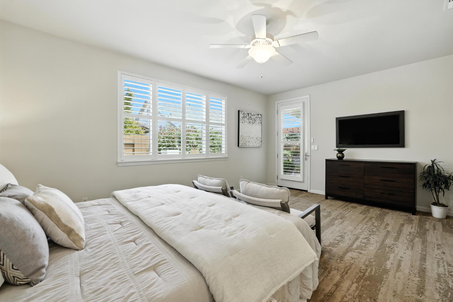 7617 Chatsworth Circle