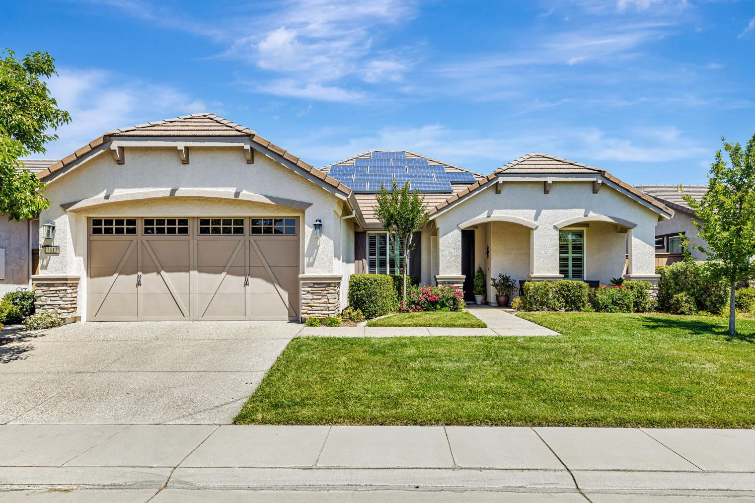 7617 Chatsworth Circle