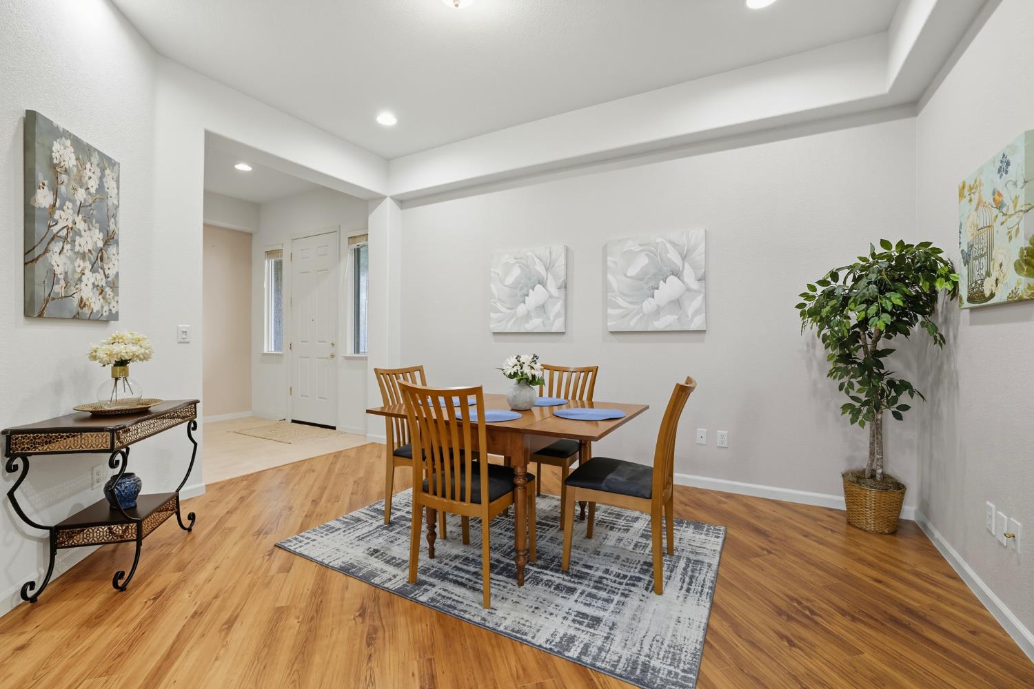 2720 Robinson Creek Lane