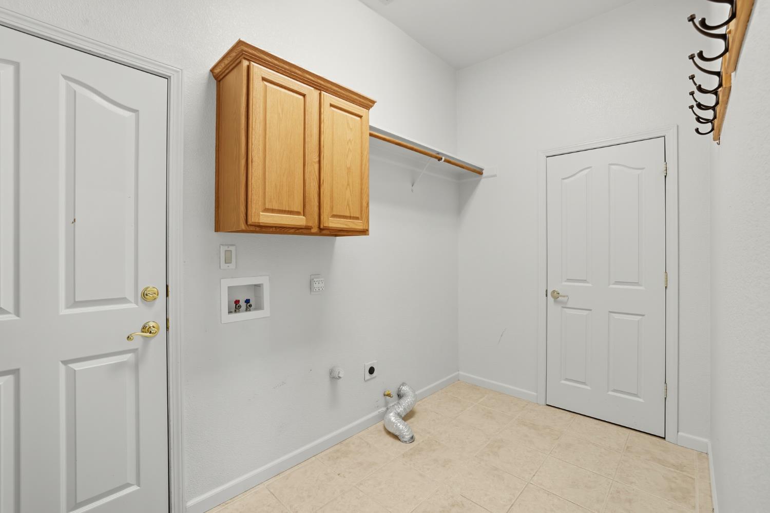 2720 Robinson Creek Lane