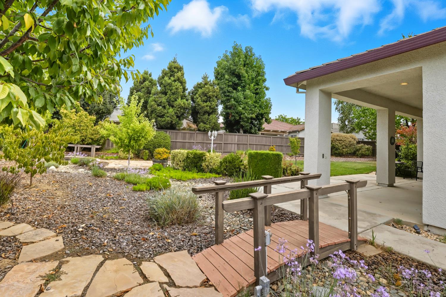 2720 Robinson Creek Lane