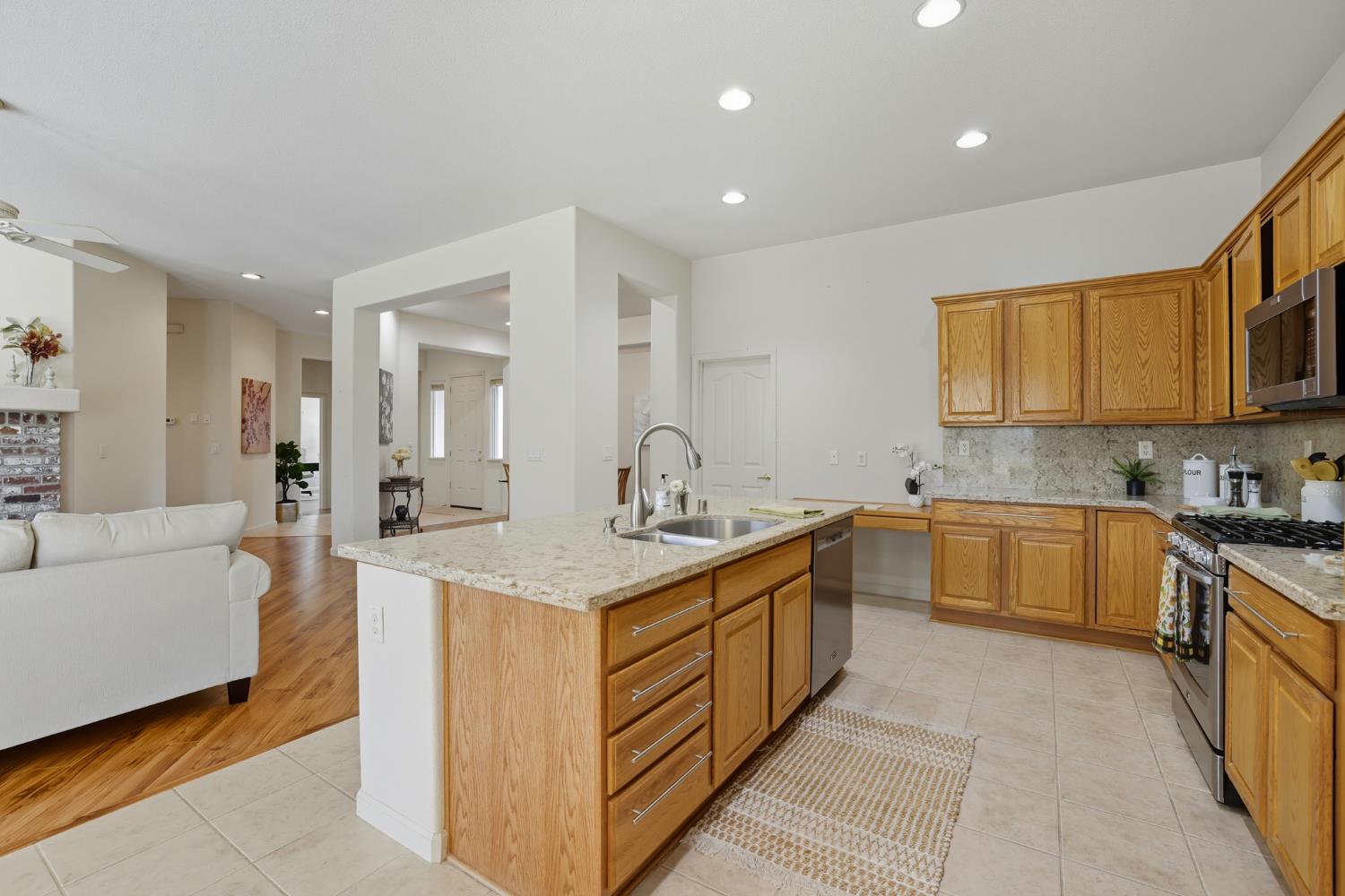 2720 Robinson Creek Lane