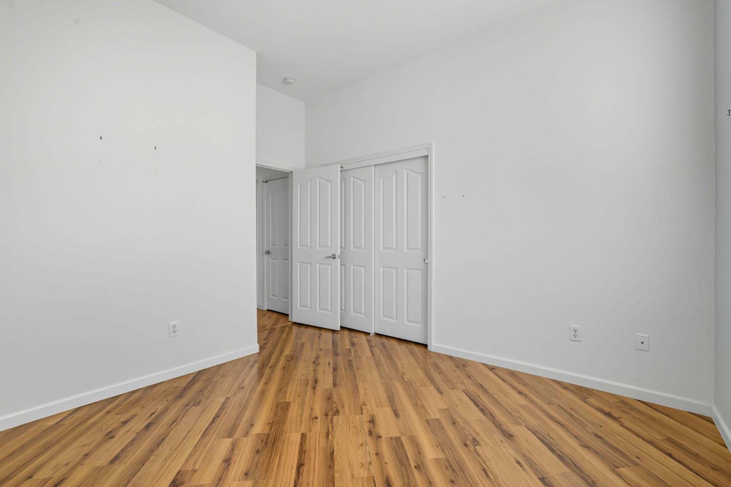 2720 Robinson Creek Lane