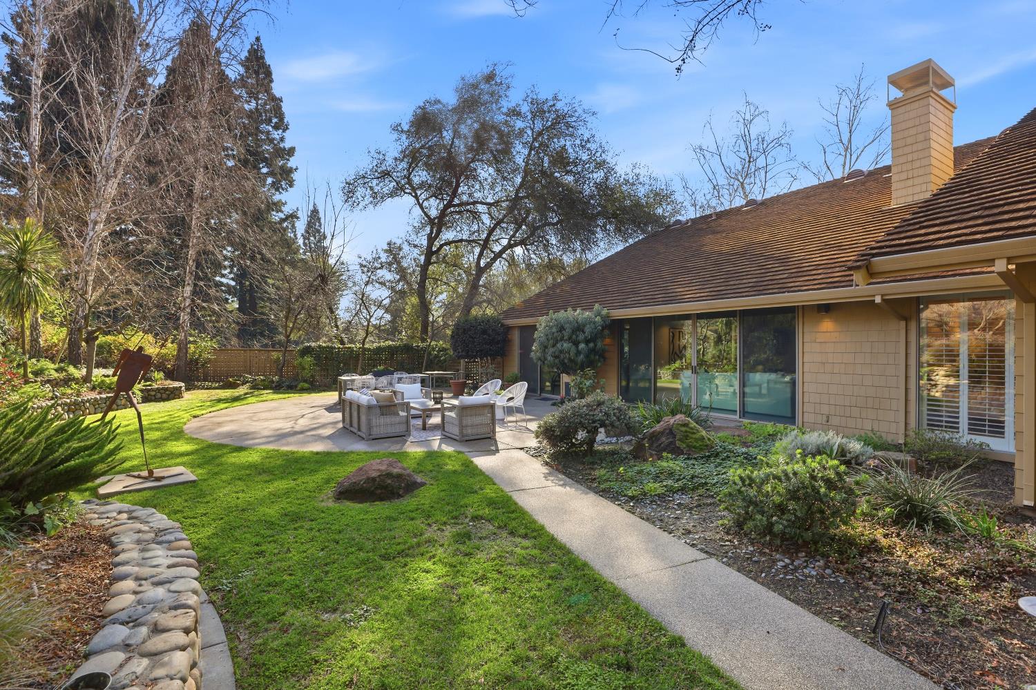 1957 Empire Oaks Court