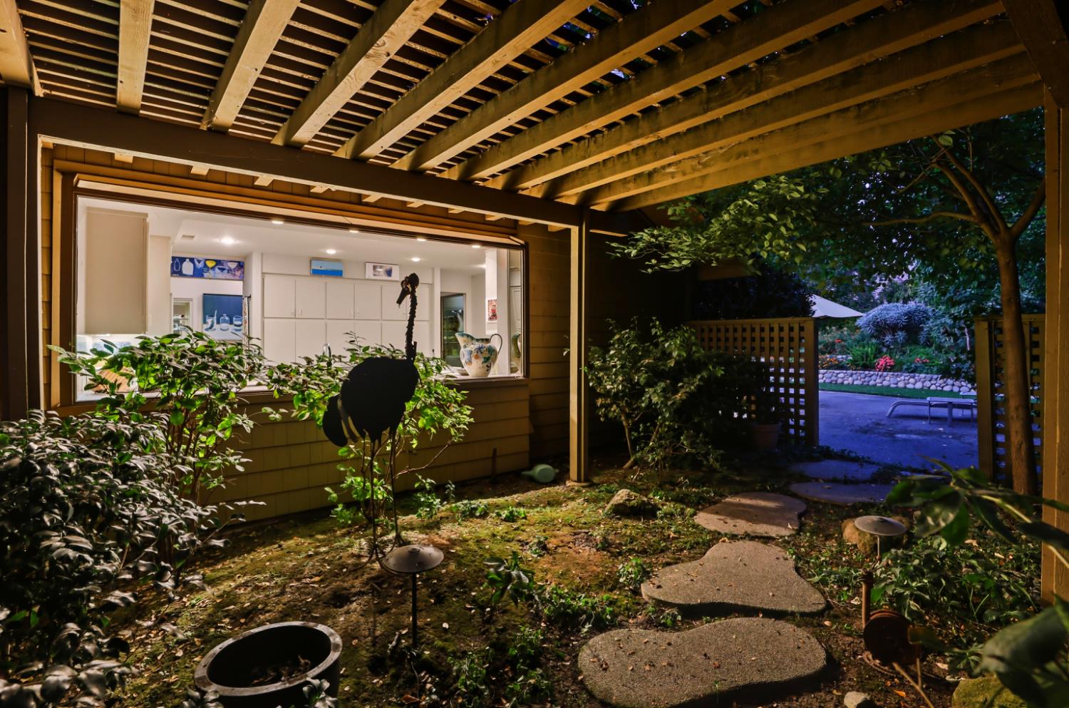 1957 Empire Oaks Court