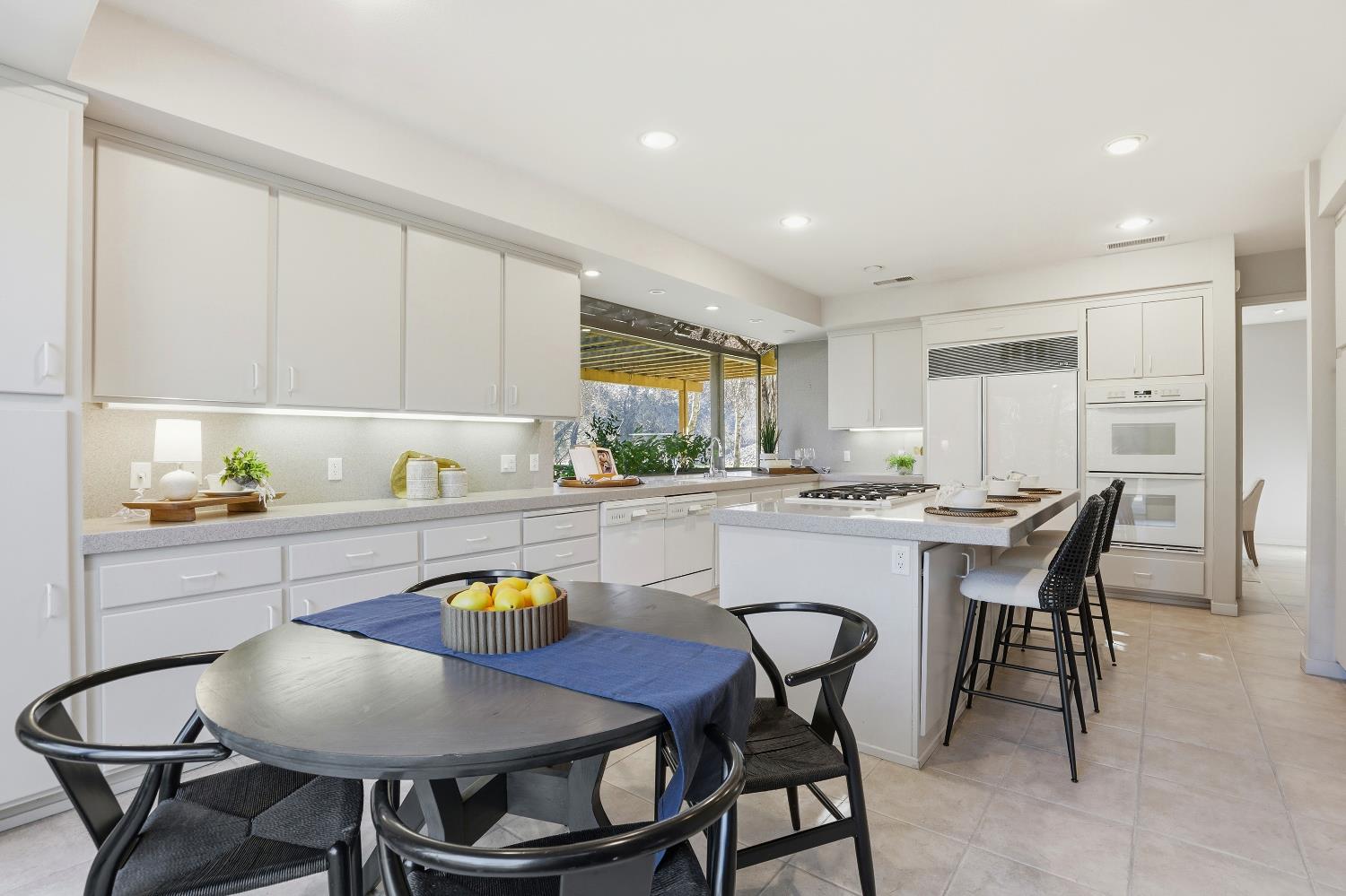 1957 Empire Oaks Court