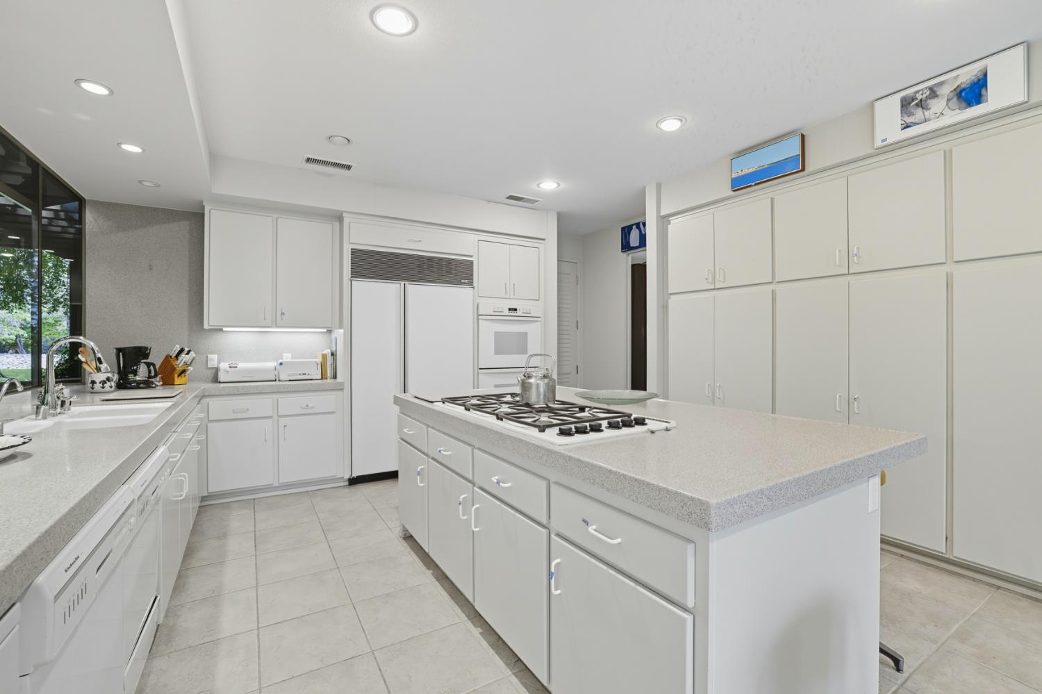 1957 Empire Oaks Court