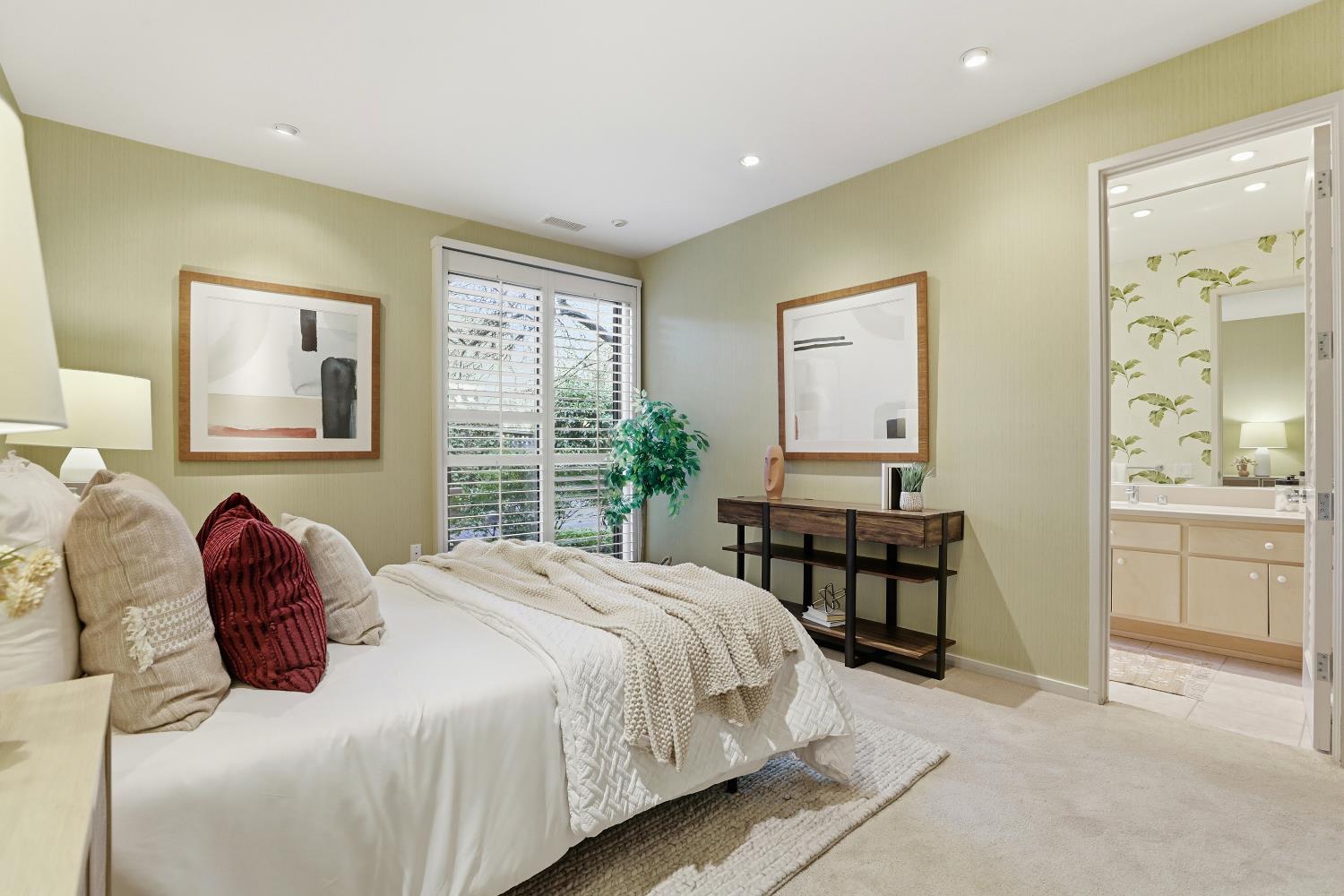 1957 Empire Oaks Court