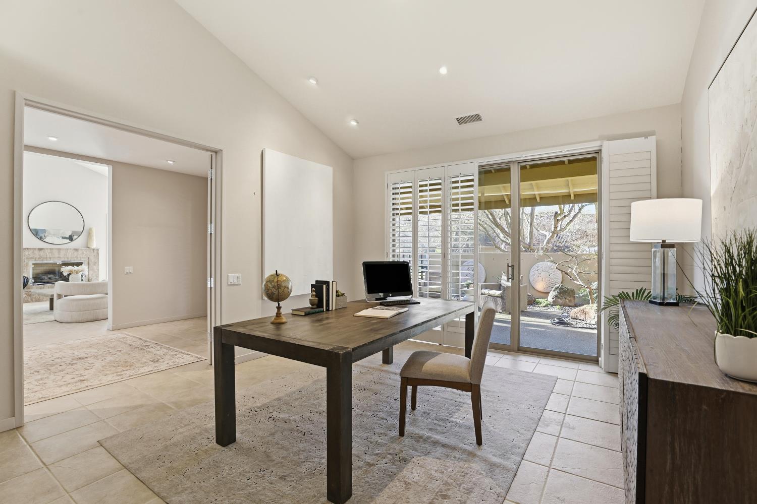 1957 Empire Oaks Court