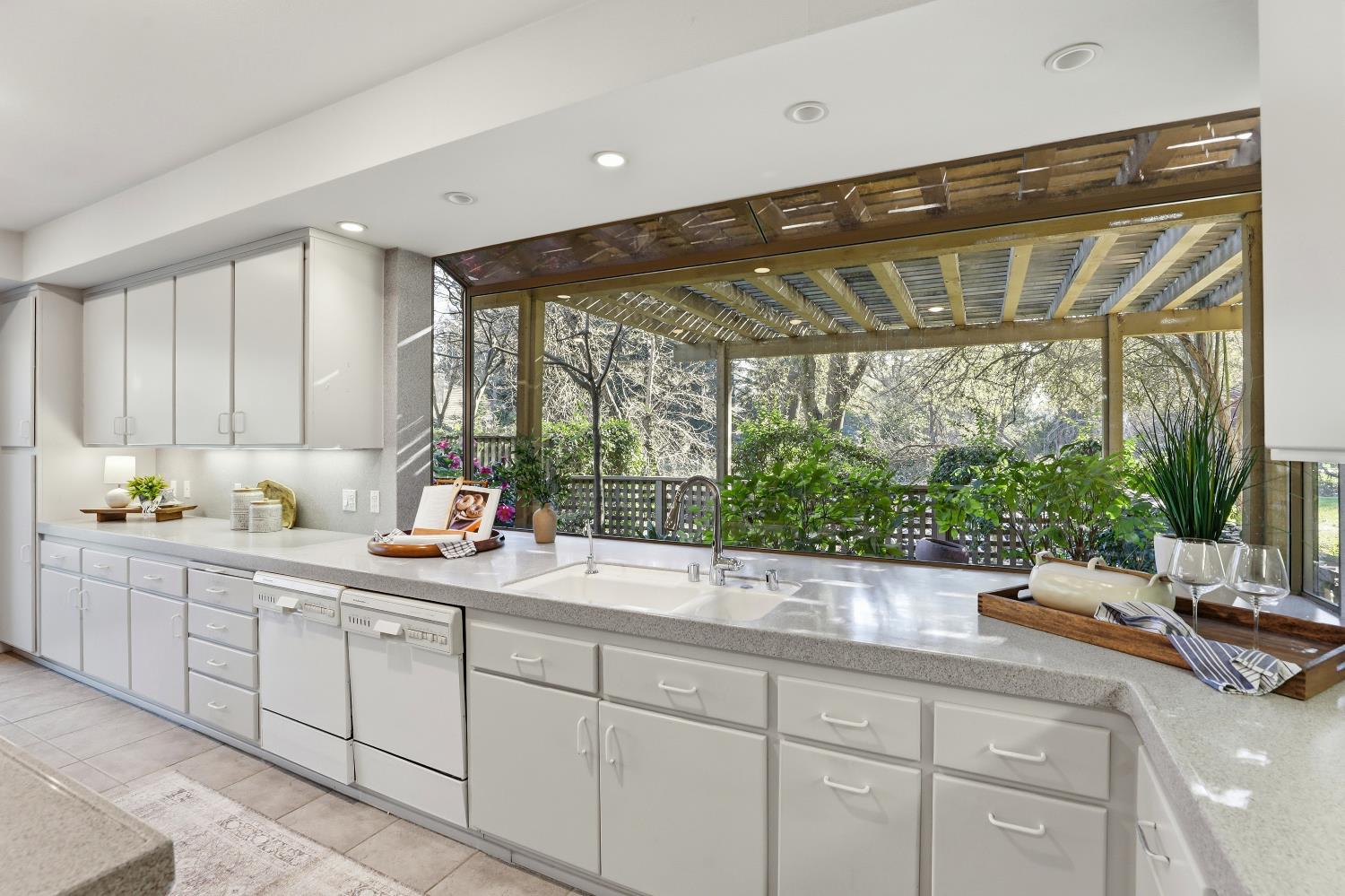 1957 Empire Oaks Court