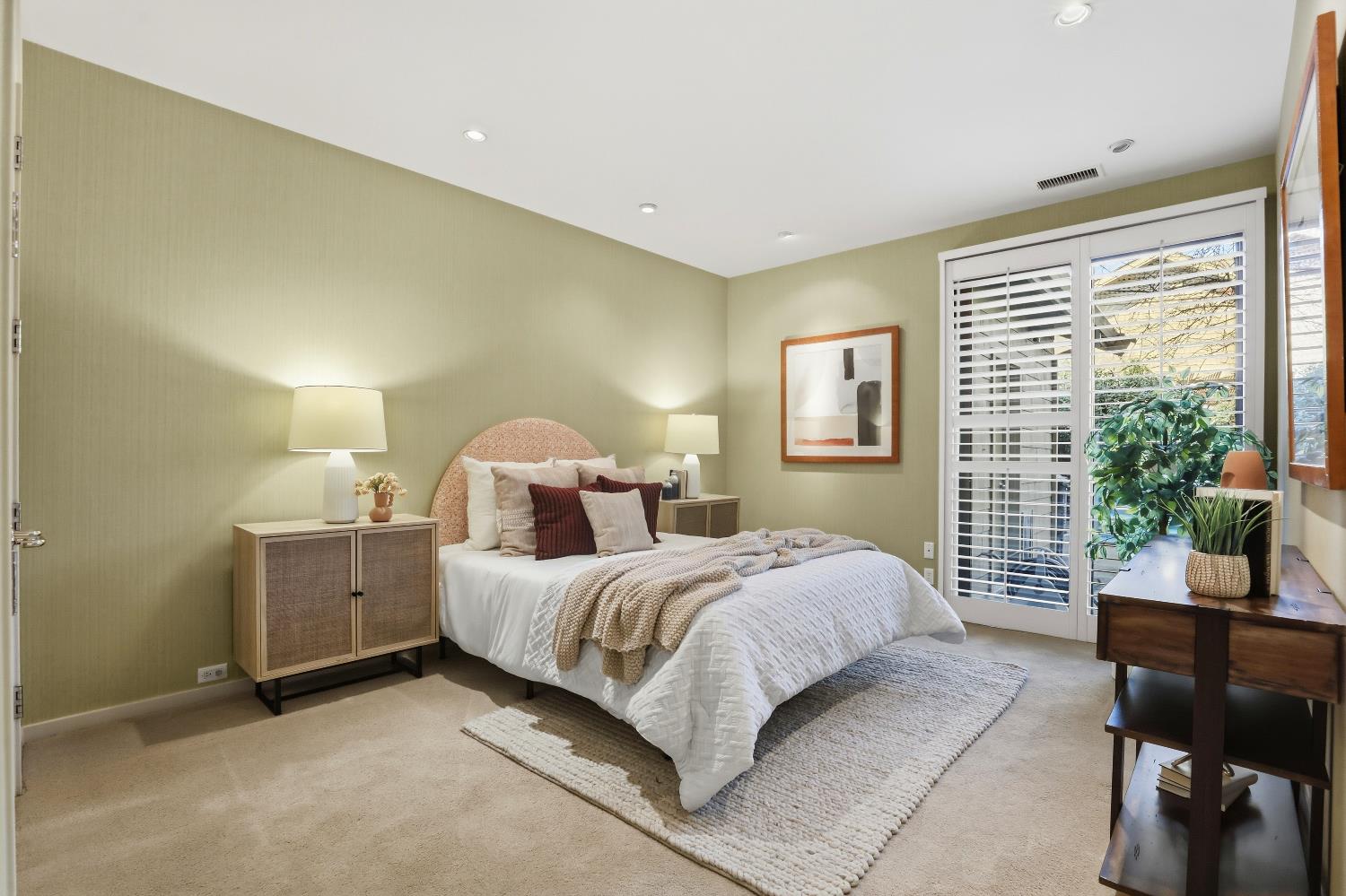 1957 Empire Oaks Court