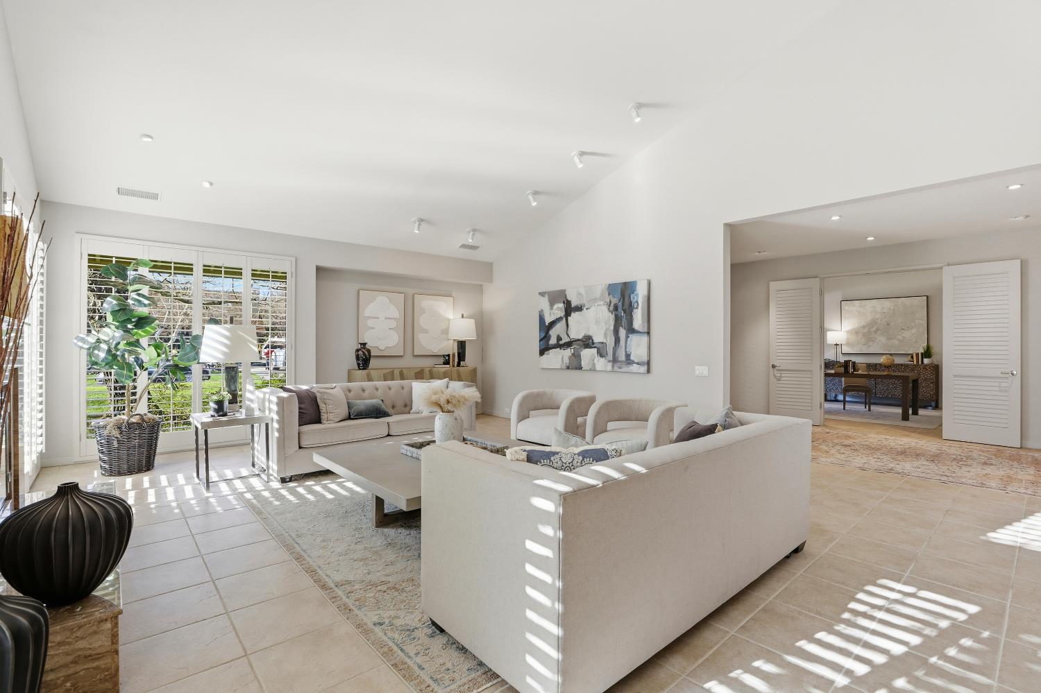 1957 Empire Oaks Court