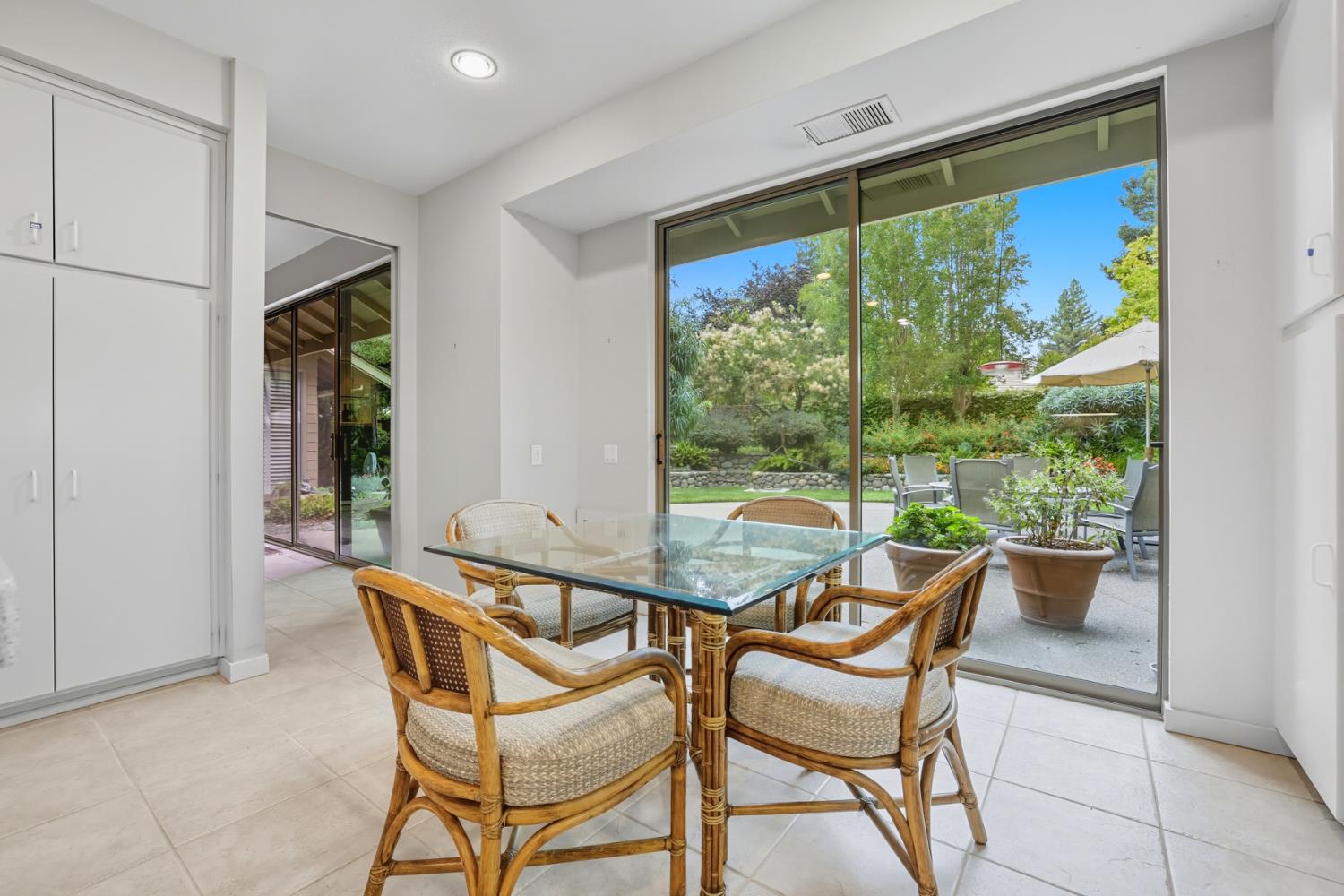 1957 Empire Oaks Court