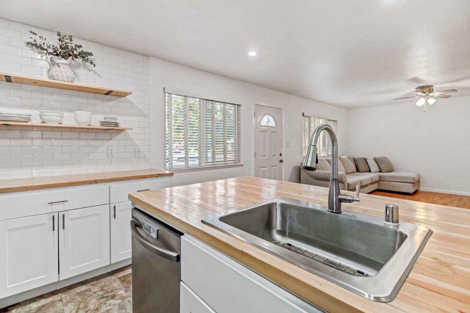 5097 Connecticut Drive 1