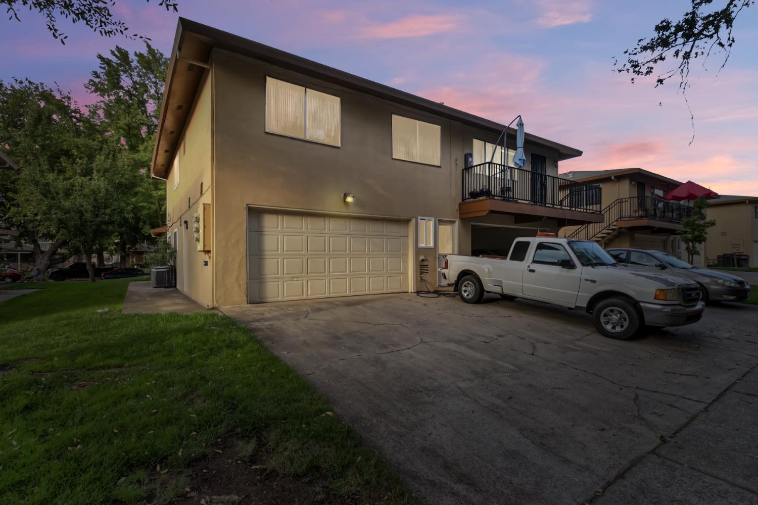 5097 Connecticut Drive 1