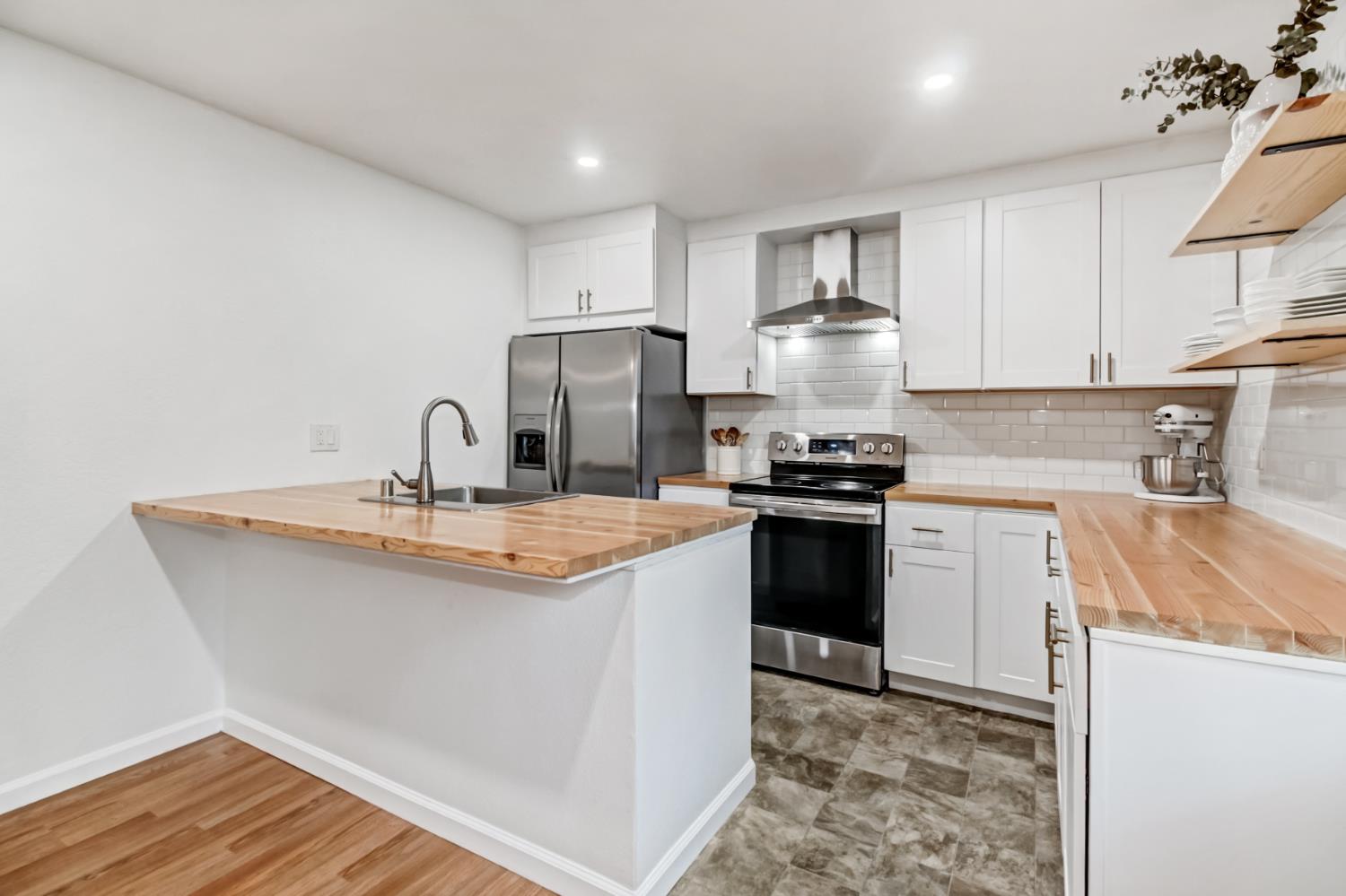 5097 Connecticut Drive 1