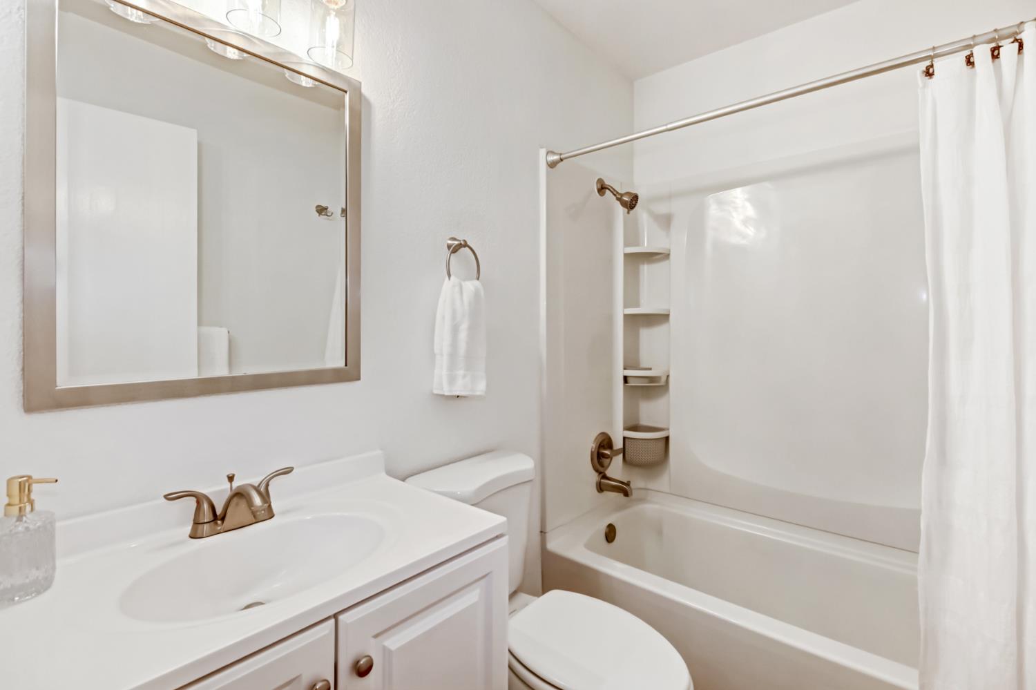 5097 Connecticut Drive 1