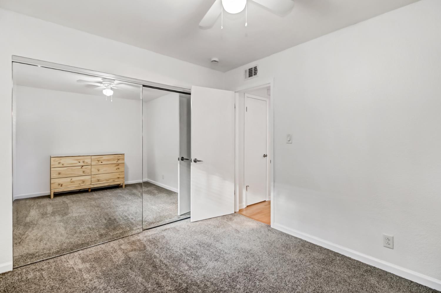 5097 Connecticut Drive 1