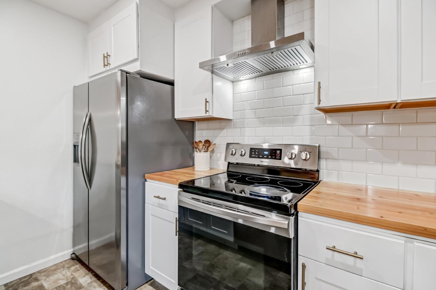 5097 Connecticut Drive 1