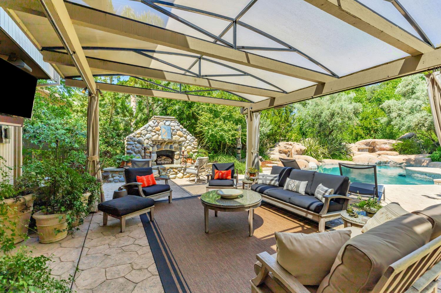 11575 Splitrock Court