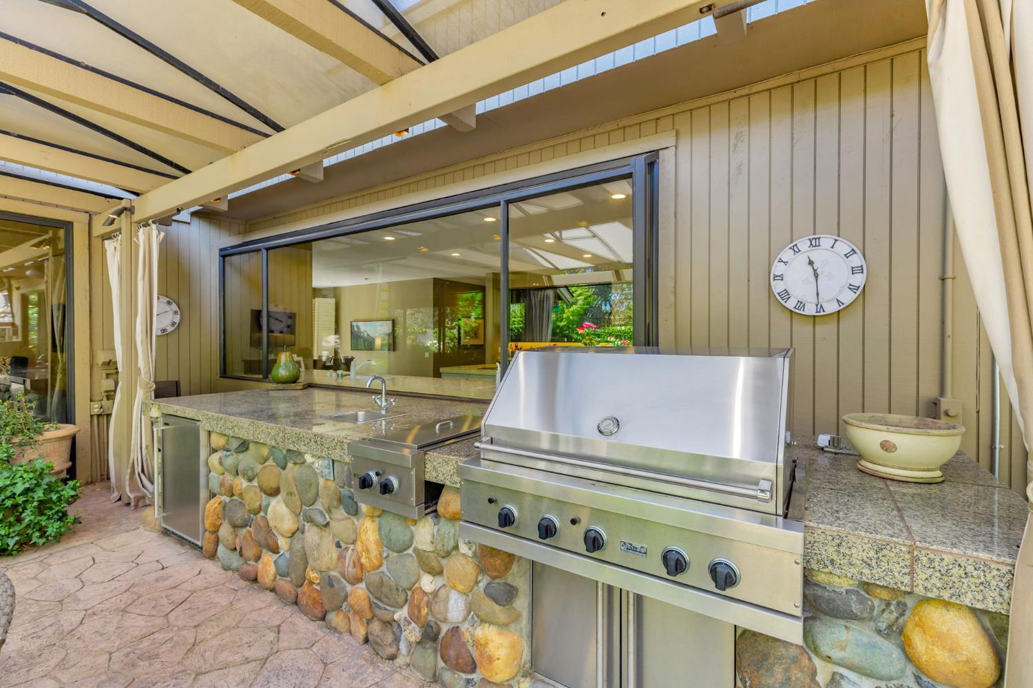 11575 Splitrock Court