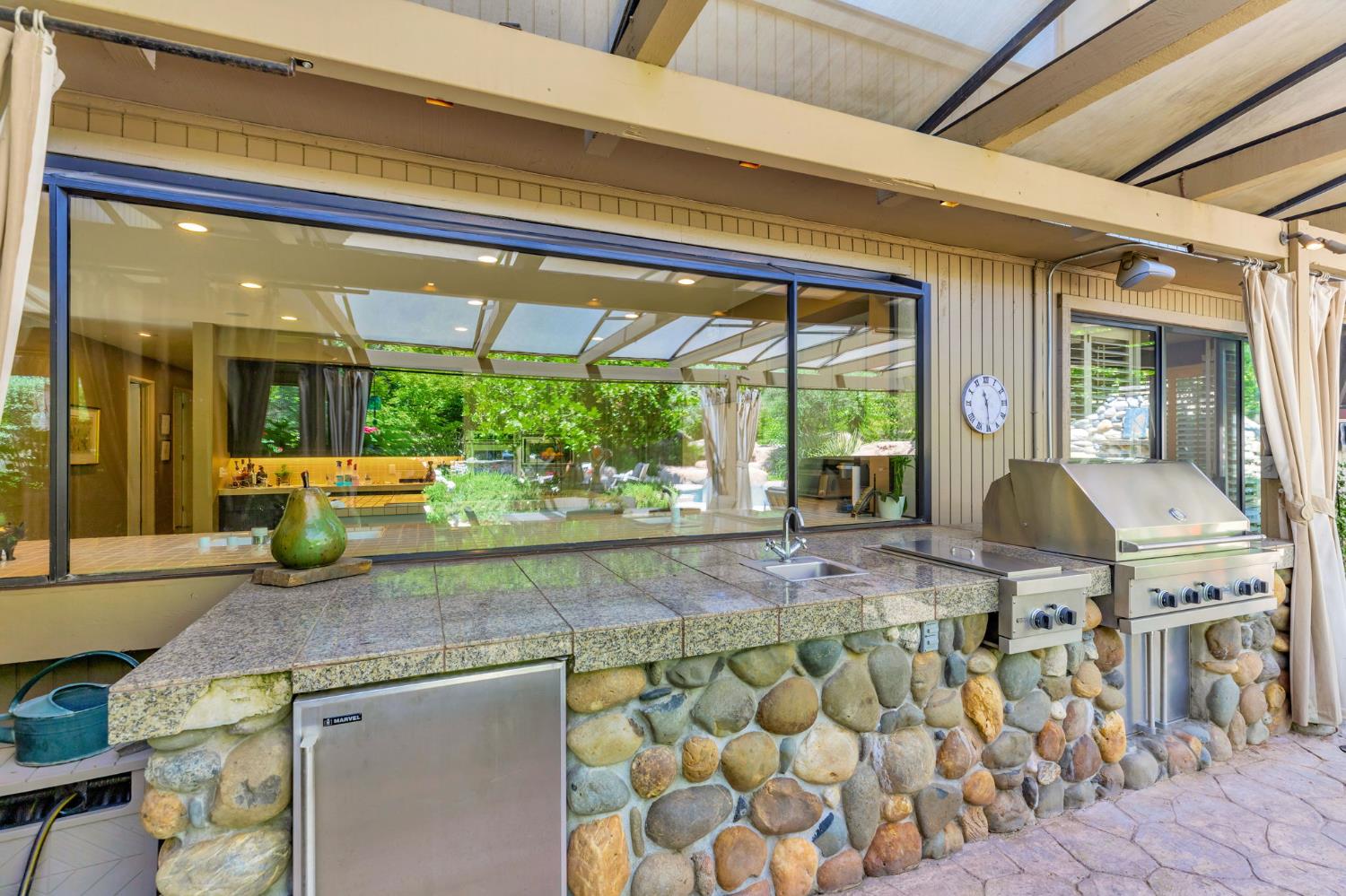 11575 Splitrock Court