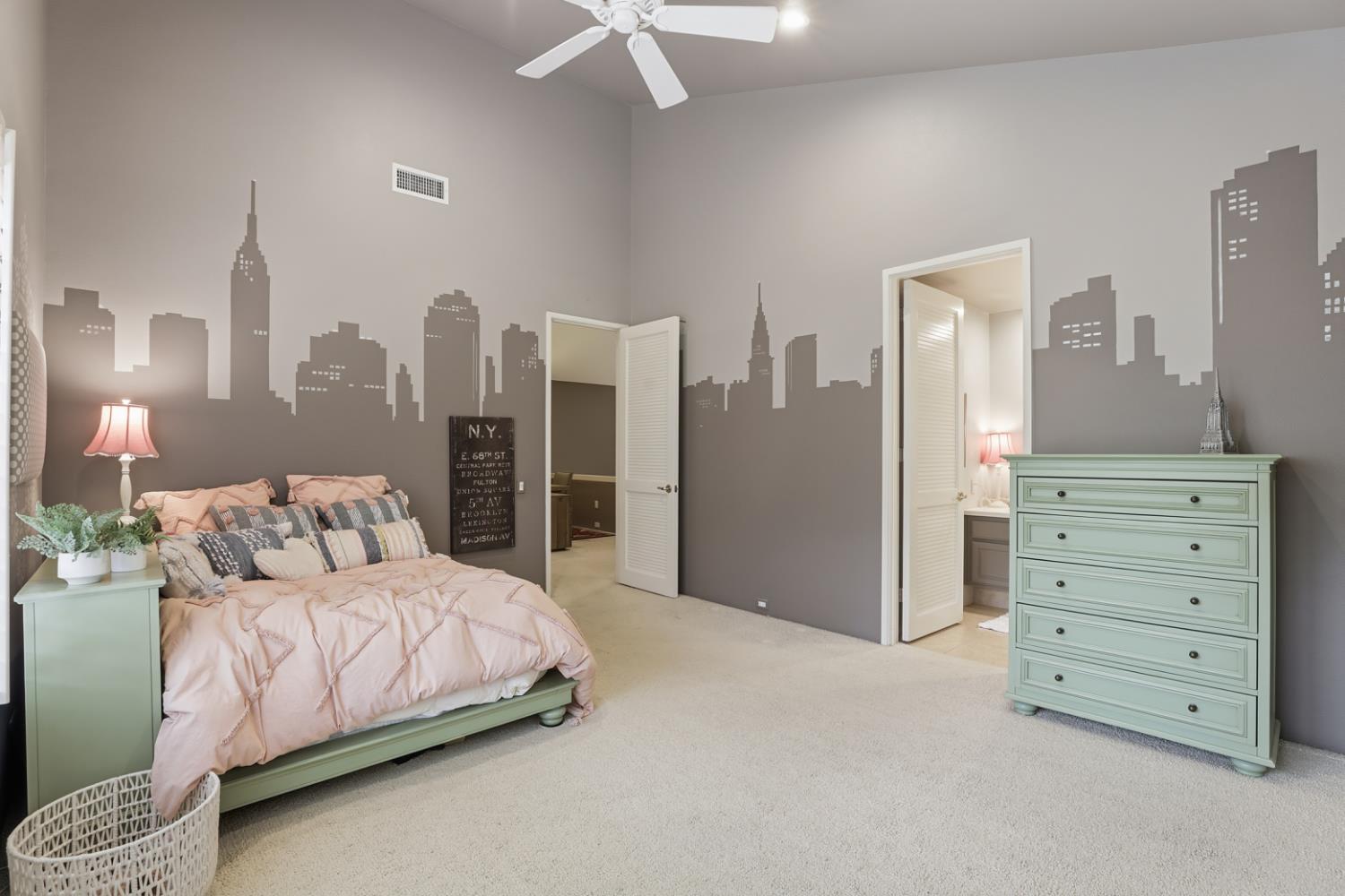 11575 Splitrock Court