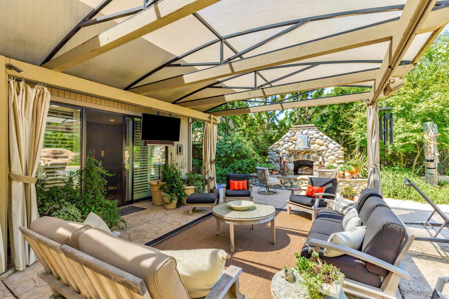 11575 Splitrock Court