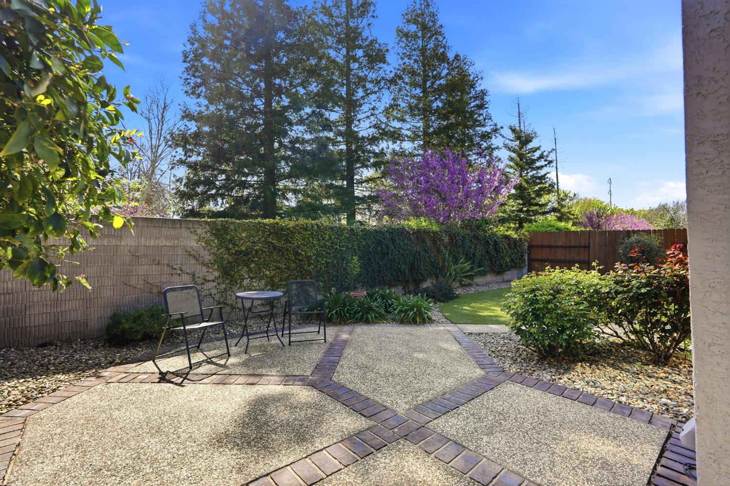 5136 Rosbury Dell Place