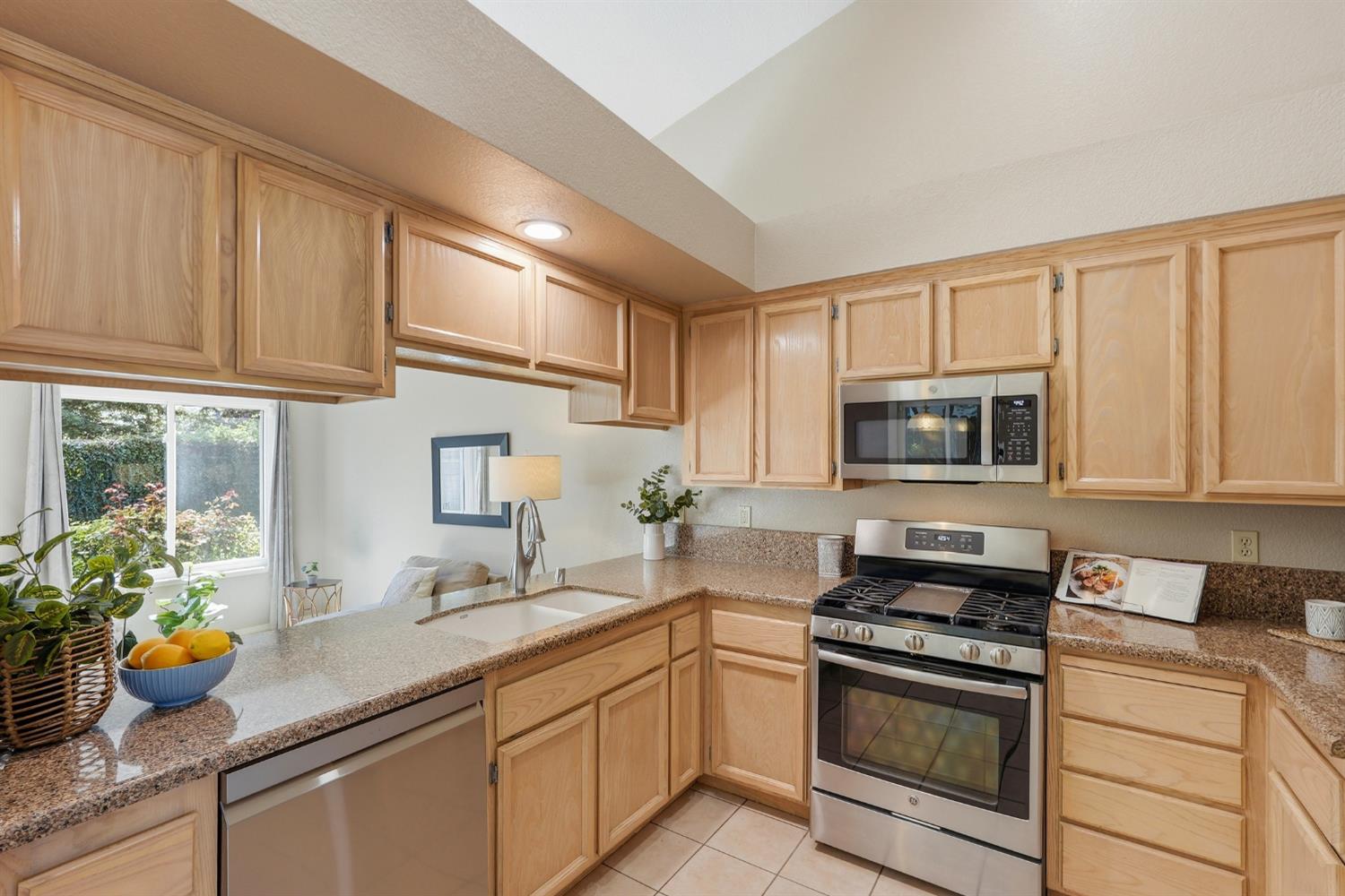 5136 Rosbury Dell Place