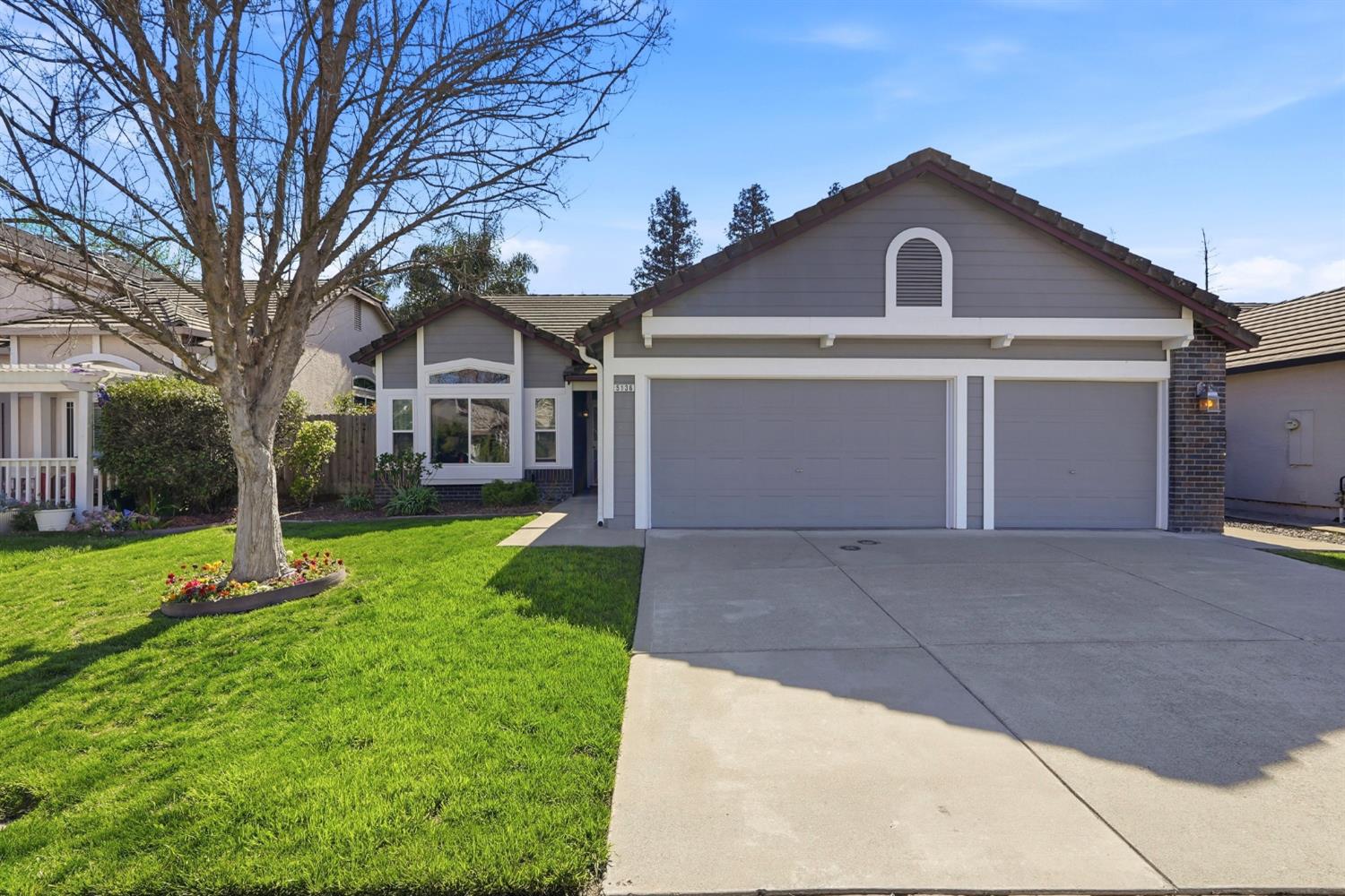 5136 Rosbury Dell Place