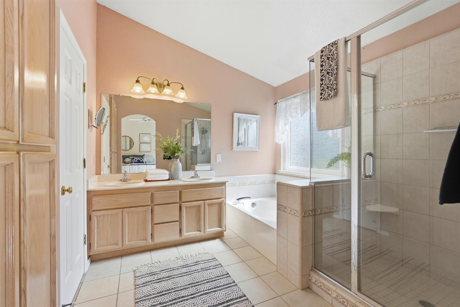 5136 Rosbury Dell Place