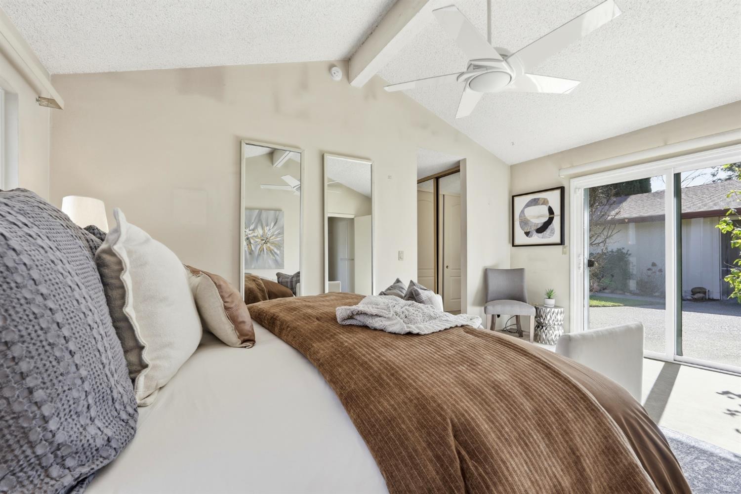 5800 Shelldrake Court