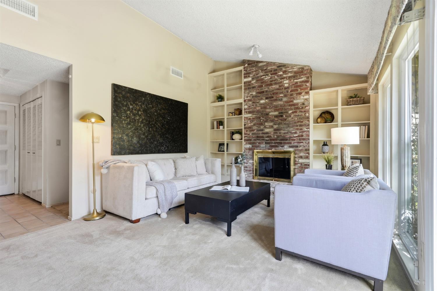 5800 Shelldrake Court