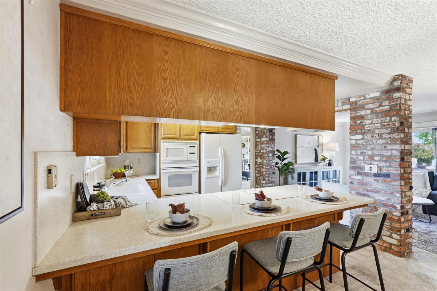 5800 Shelldrake Court