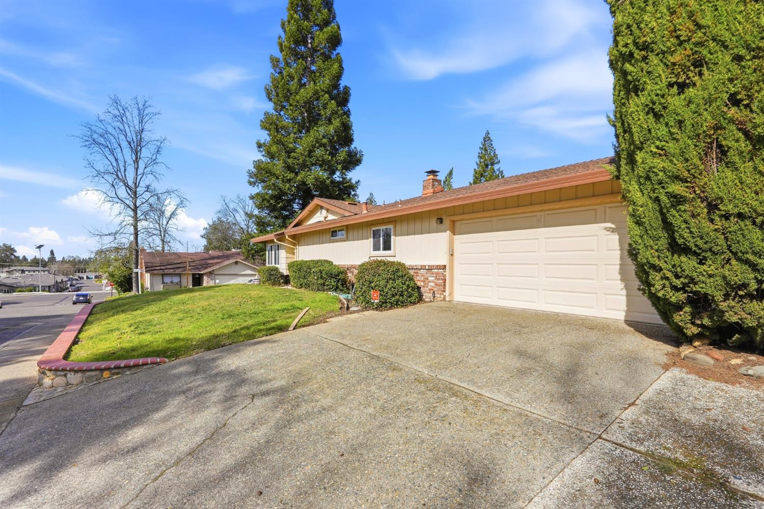 5800 Shelldrake Court