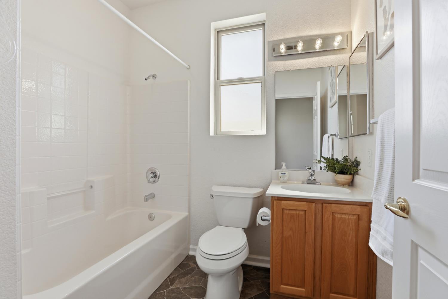 1160 Greenwood Court