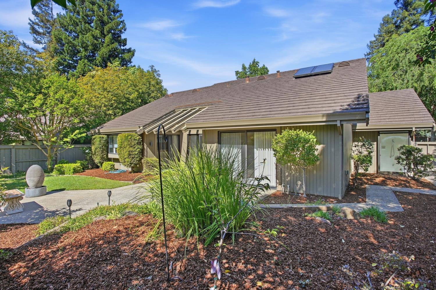 11598 Sutters Mill Circle