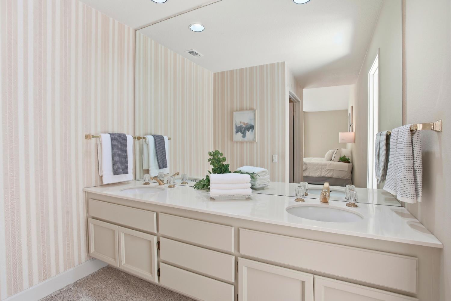 11598 Sutters Mill Circle