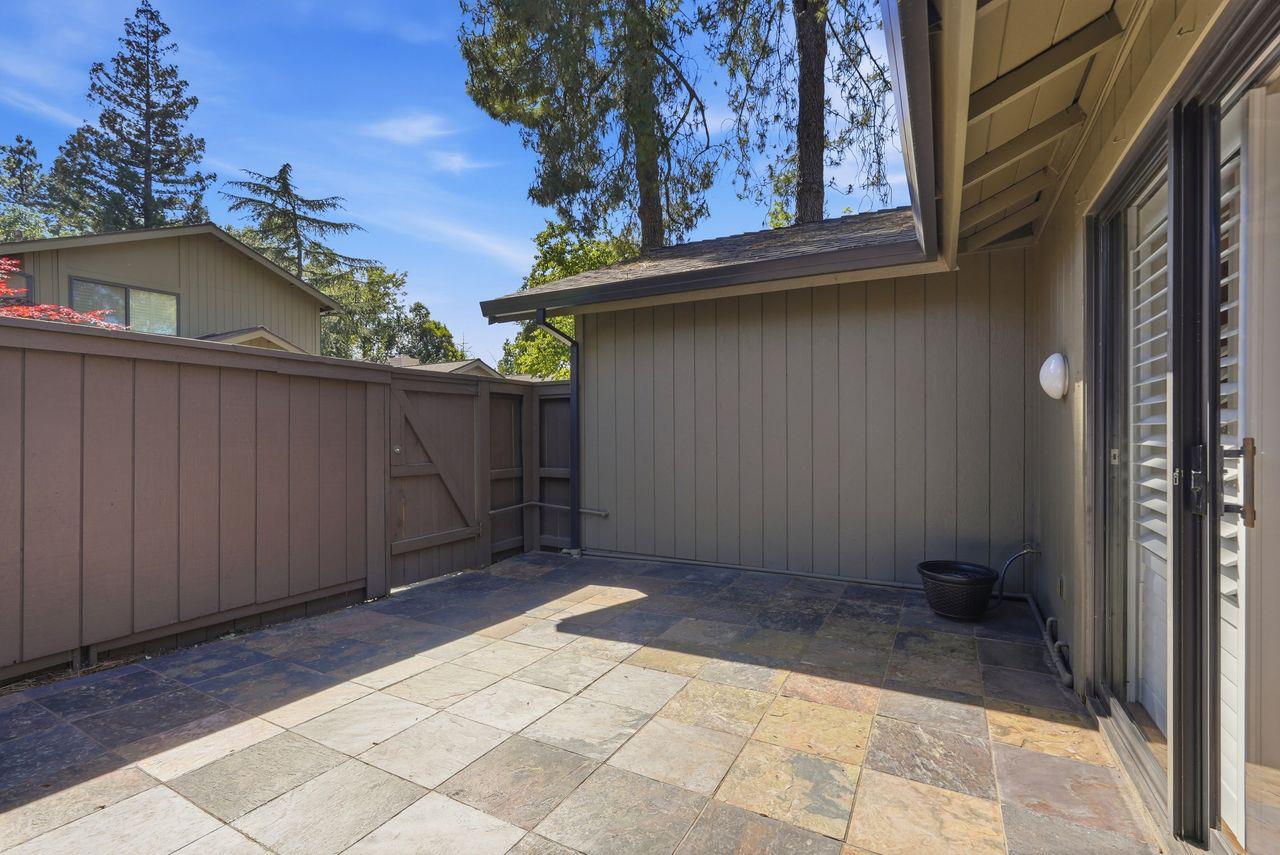 317 E Ranch Road