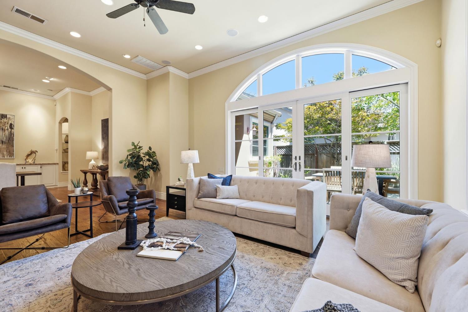 806 Sierra Oaks Vista Lane