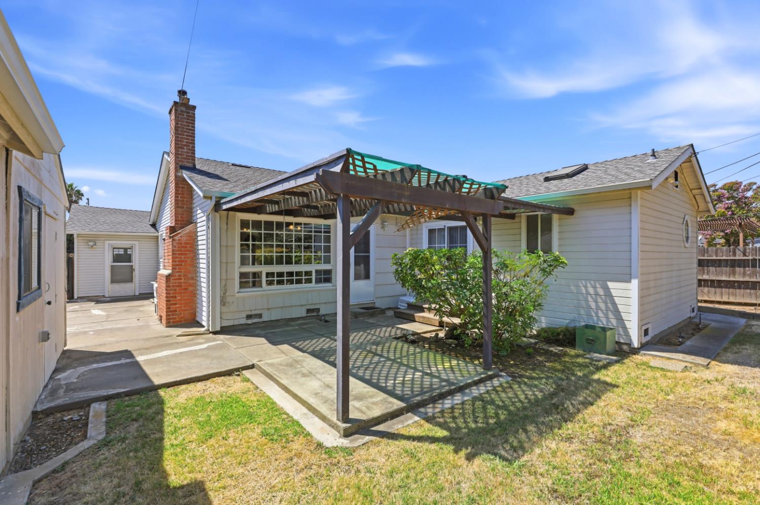 3431 Kentfield Drive
