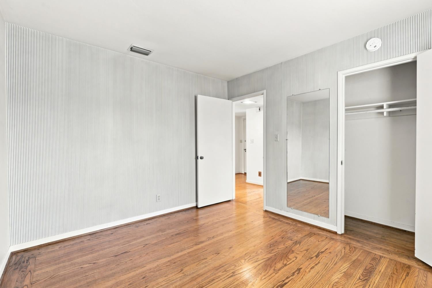 3431 Kentfield Drive