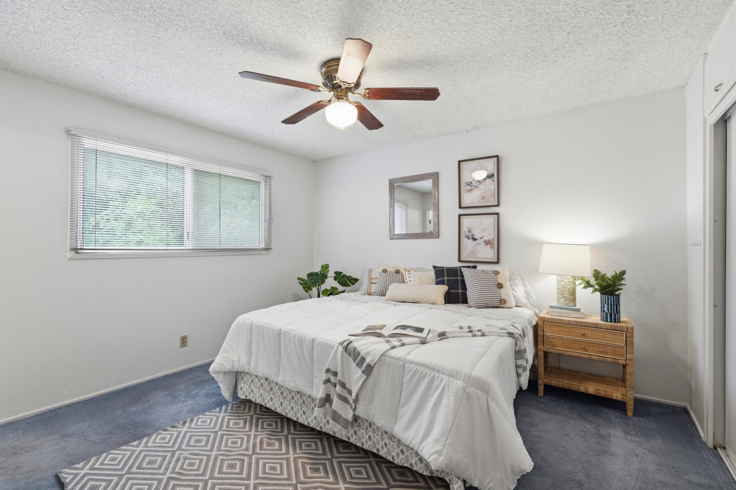 106 Lido Circle