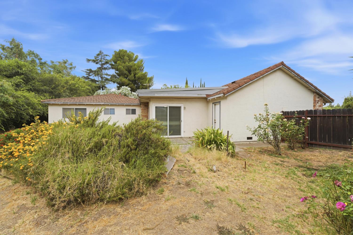 106 Lido Circle