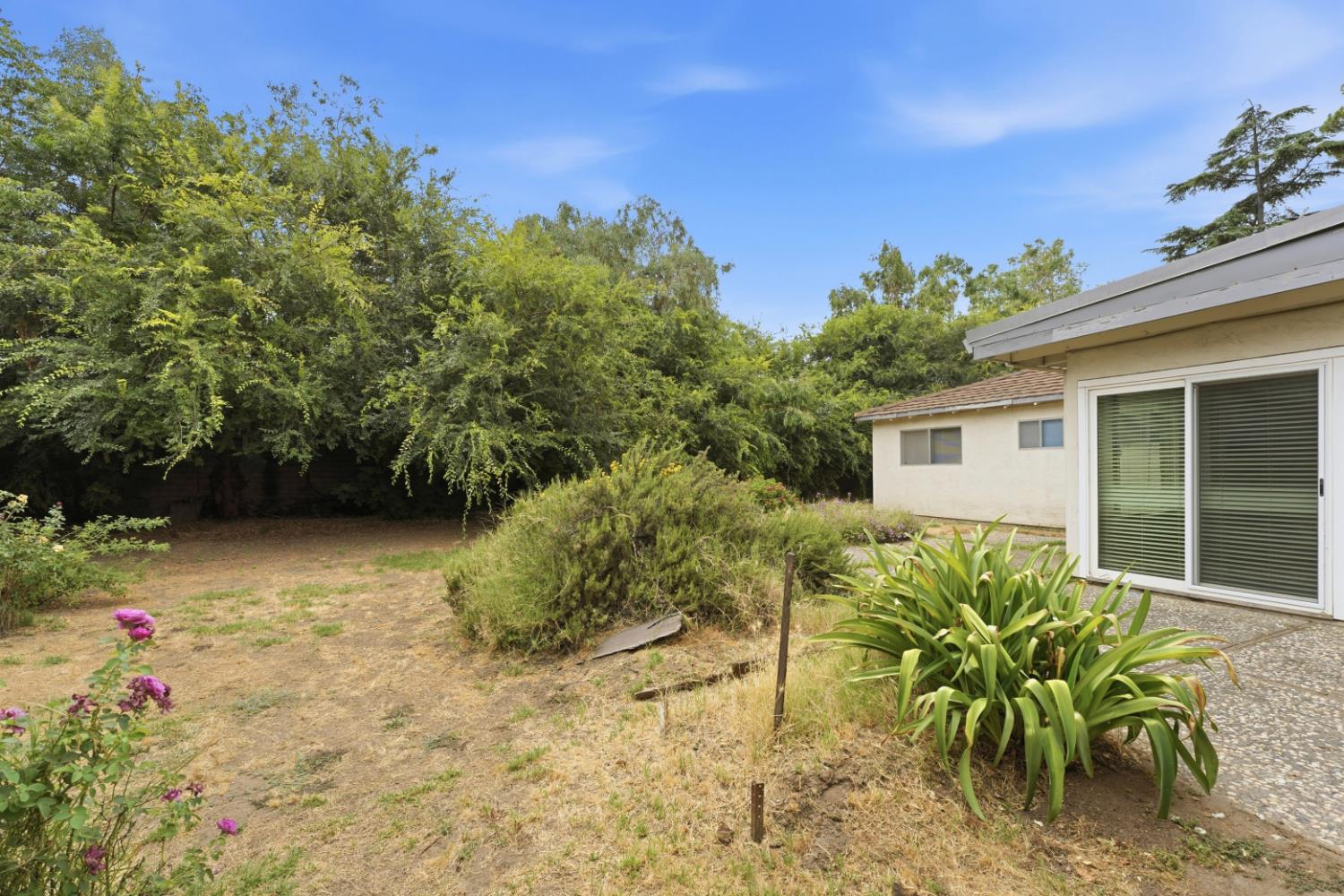 106 Lido Circle