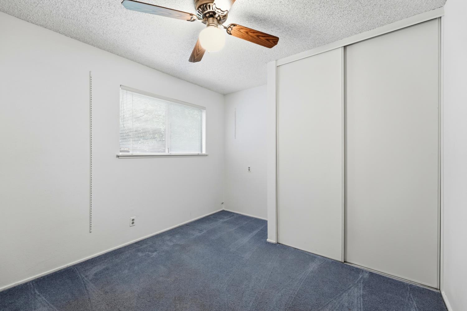106 Lido Circle
