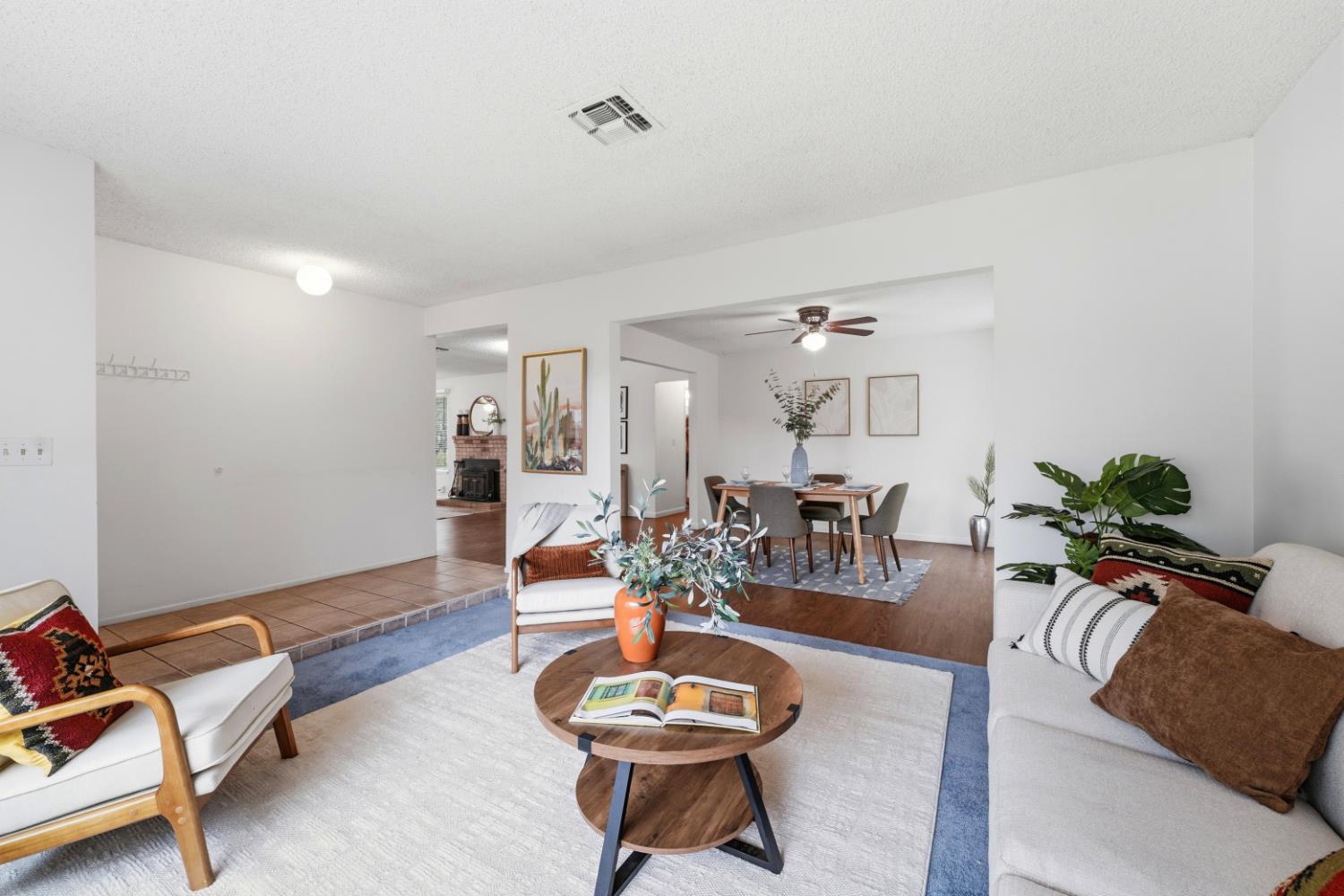 106 Lido Circle