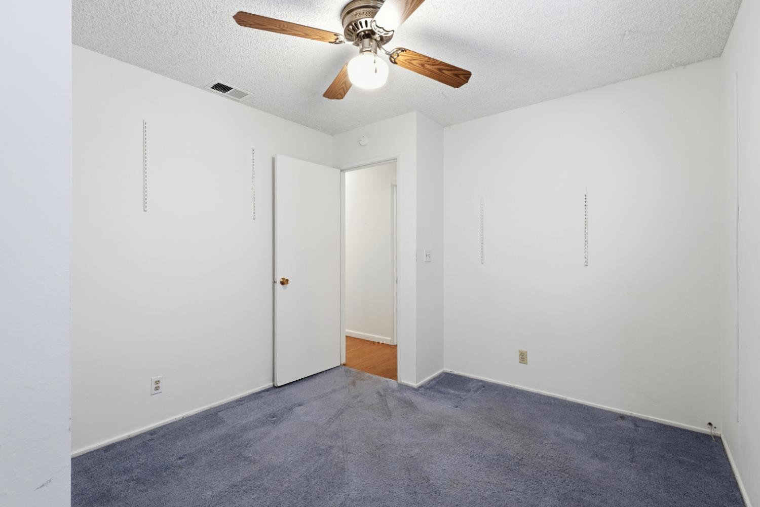 106 Lido Circle