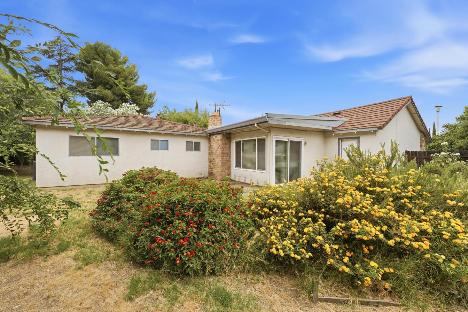 106 Lido Circle